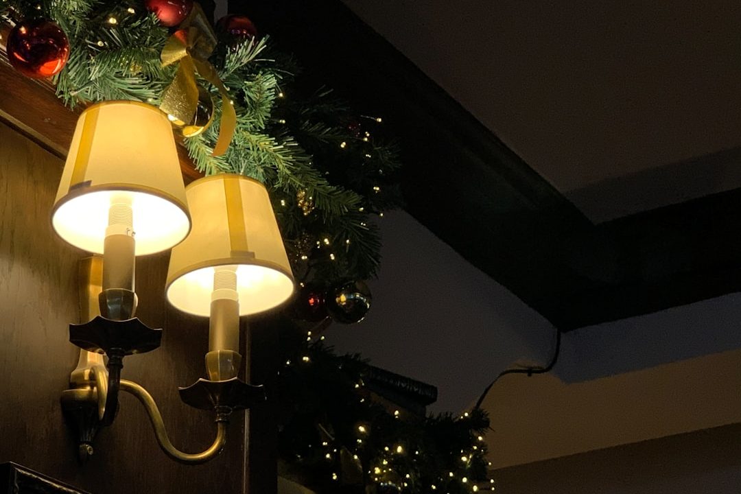 Photo mantel lighting