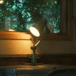 Photo exposed bulb portable reading lamp space-saving
